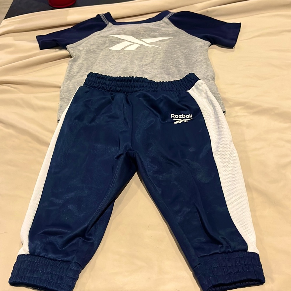 Reebok jogging suit
